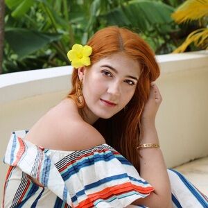 Meet your Posher, Ona